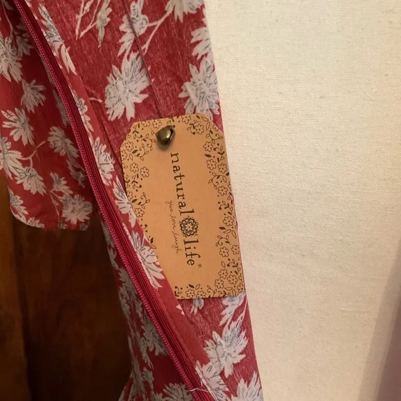 NWT! NATURAL LIFE Red and White Floral Maxi Dress - Picture 14 of 16